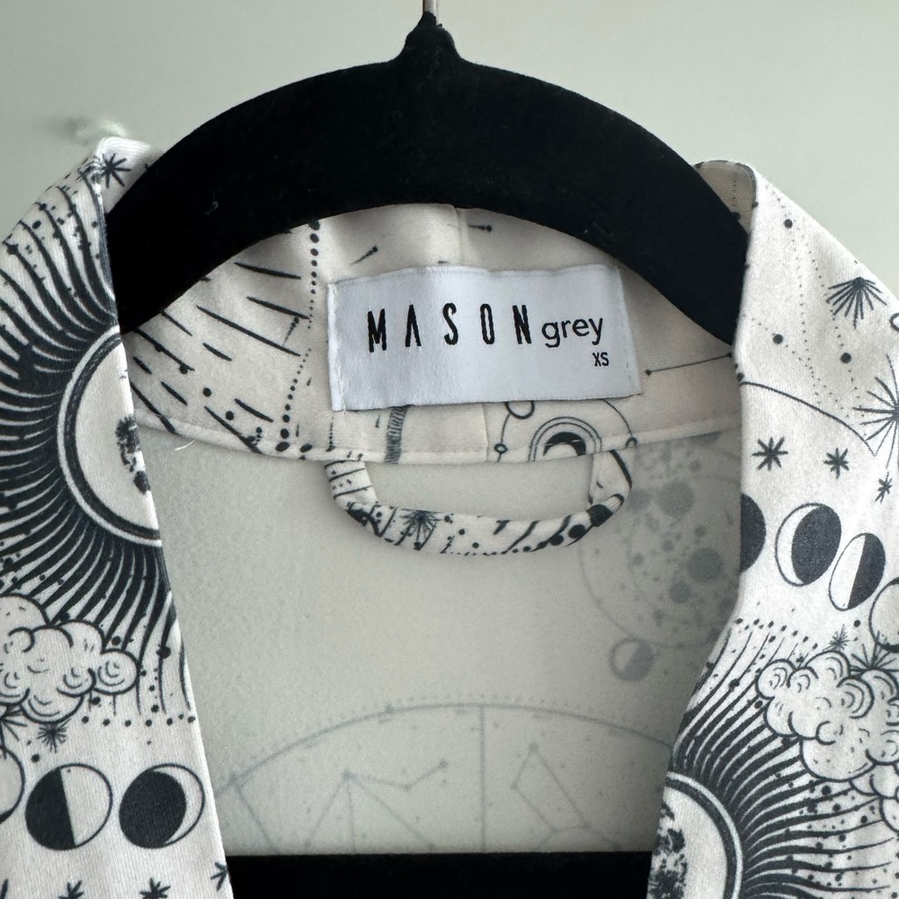 Mason Grey Robe - Picture 2 of 15